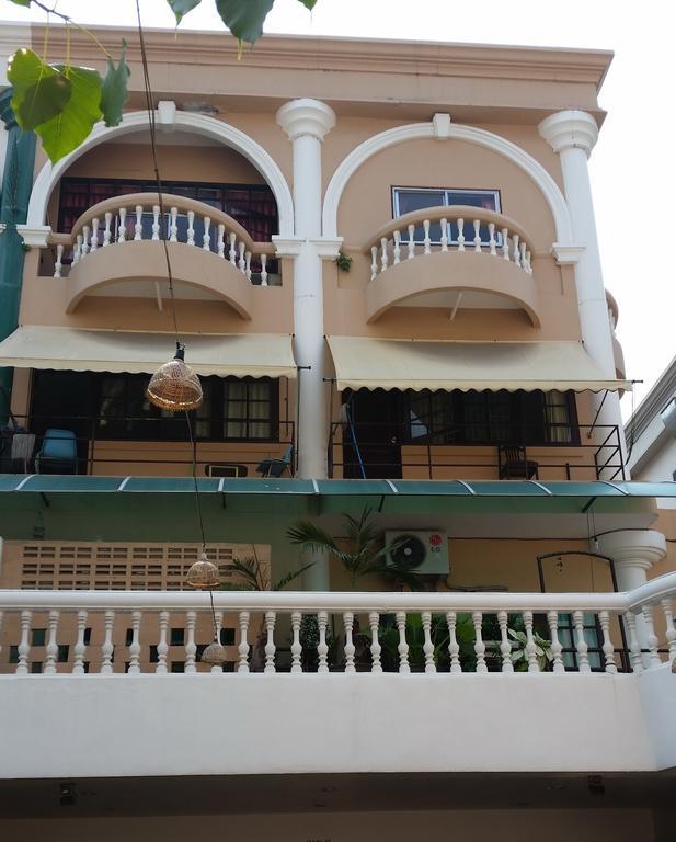 Indogee Apartments Pattaya Exteriér fotografie